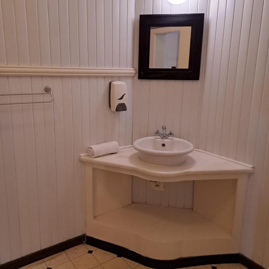 Green Door Guest House Mossel Bay Exterior photo