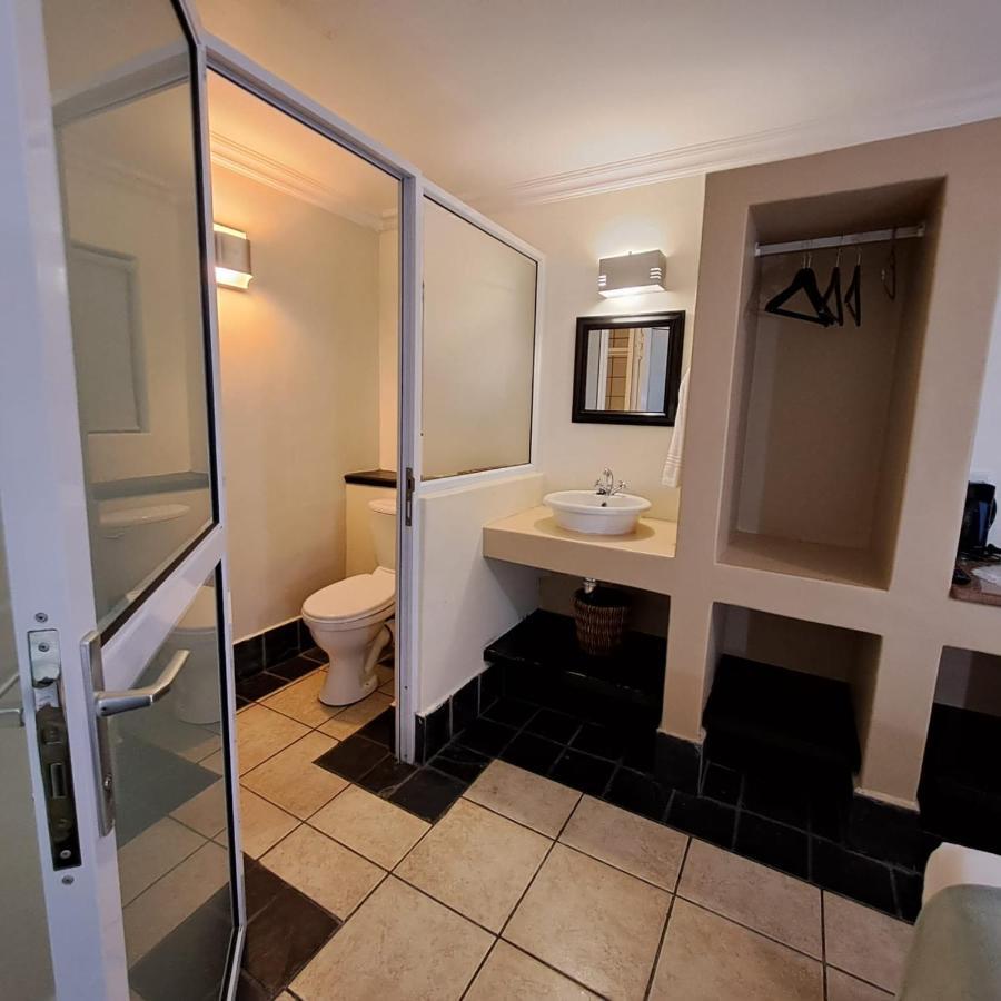 Green Door Guest House Mossel Bay Exterior photo
