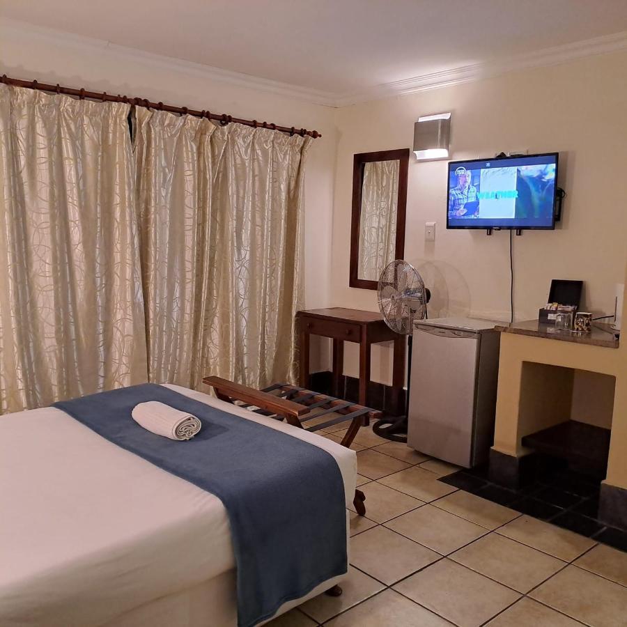 Green Door Guest House Mossel Bay Exterior photo